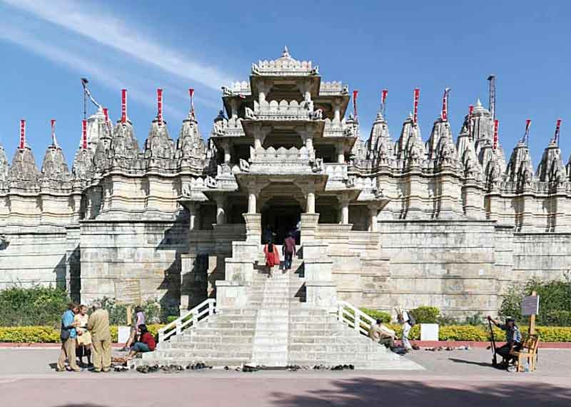 Kumbhalgarh Ranakpur Day Tour